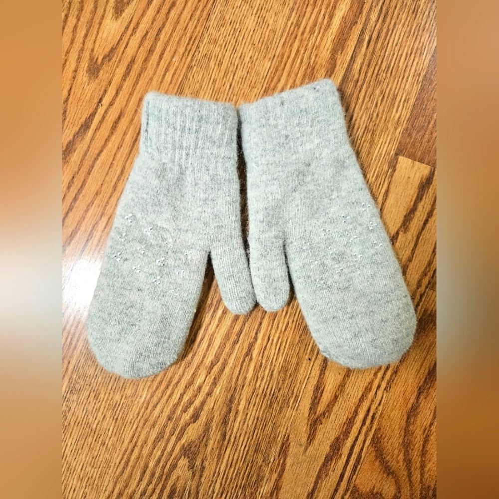 PUGS Angora Wool Blend Mittens Gloves